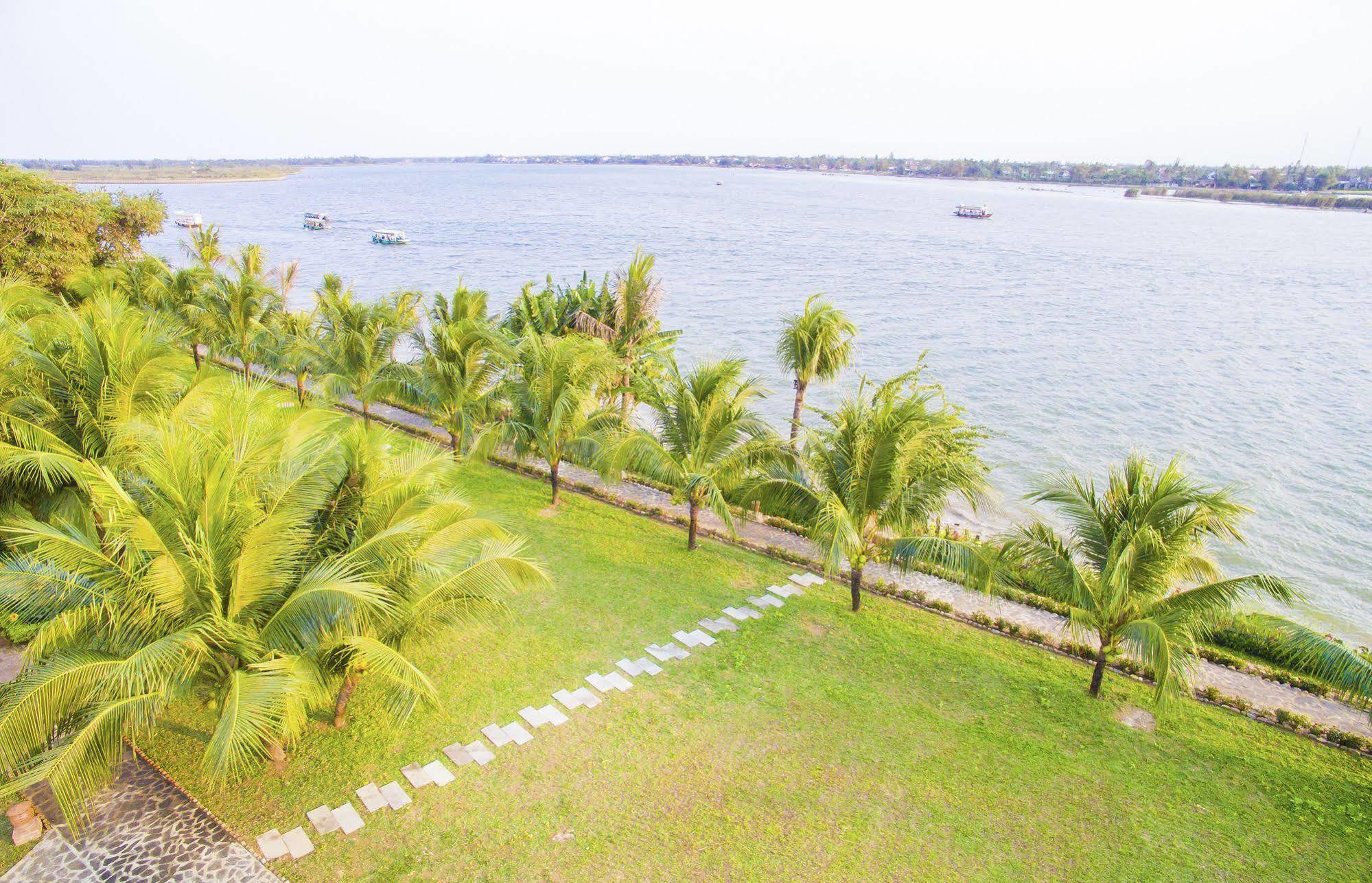 Mulberry Collection Silk Marina Imperial Wing Hotel Hoi An Exterior photo